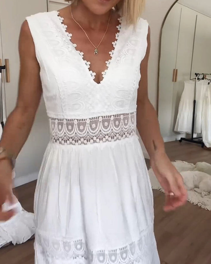Circe - Robe Camisole en Dentelle à Col V Henri Lyon
