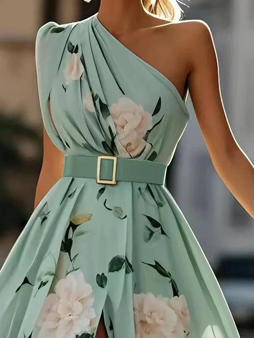 Julie | Robe Maxi Chiffon Florale à Épaules Dégagées Vert Clair Henri Lyon