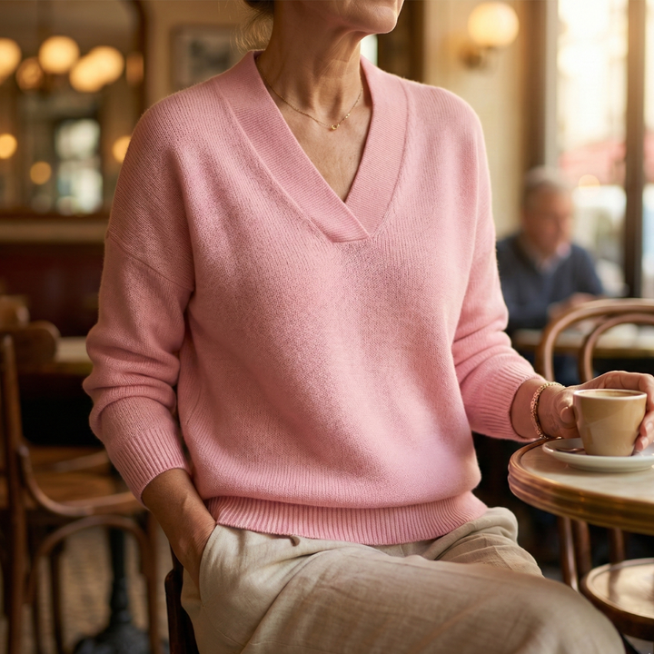Faye | Pull à col V doux en coupe décontractée Henri Lyon