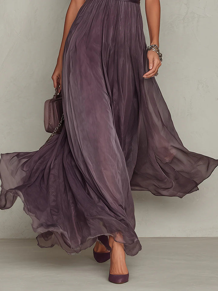 Flavia - Robe longue violette avec découpe en forme de goutte et bord en dentelle Henri Lyon